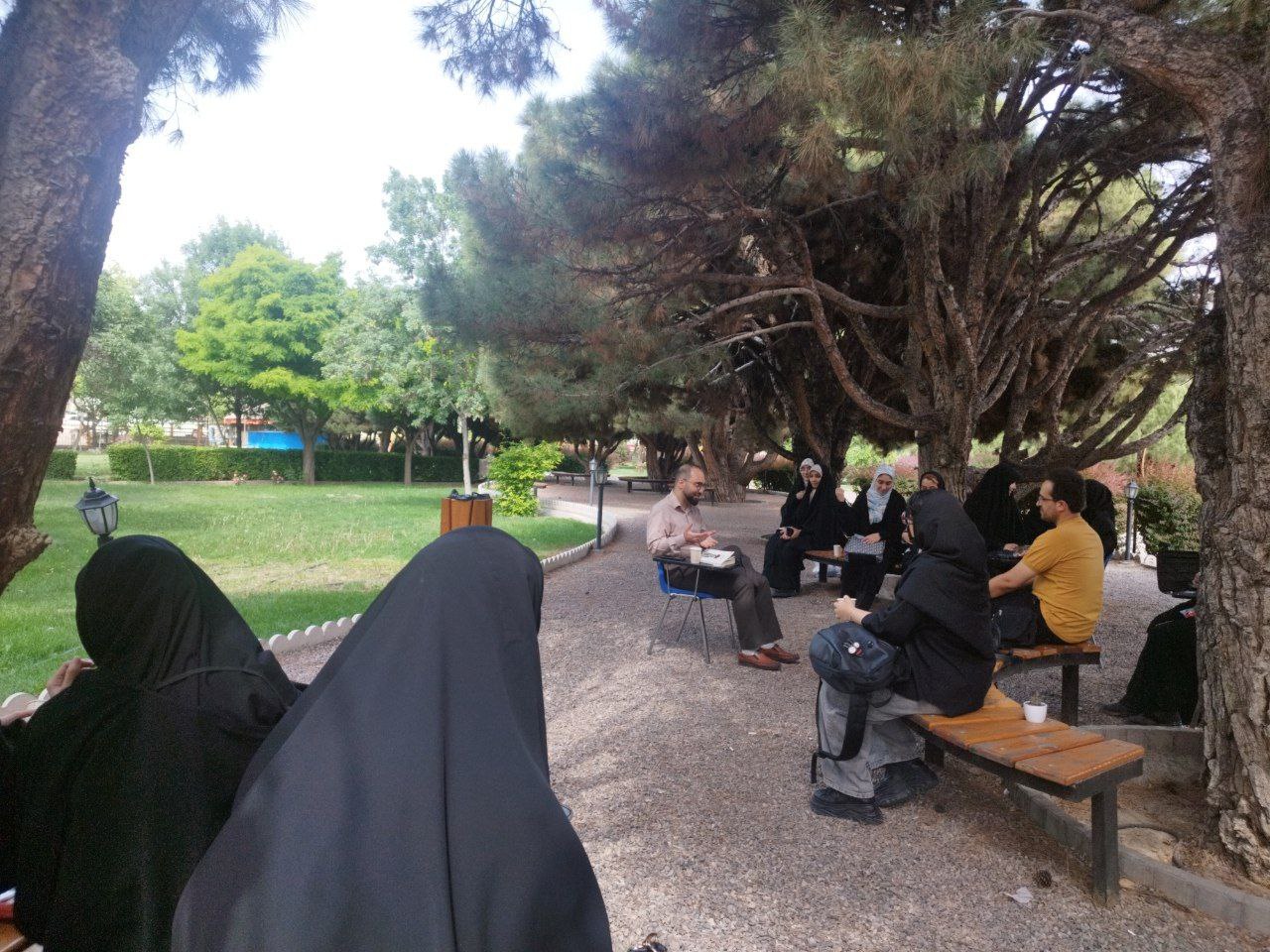 photo 2025 05 02 22 21 49 2