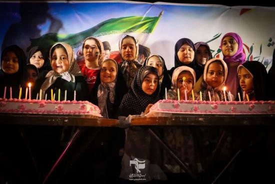 ویژه برنامه سالروز ولادت حضرت معصومه(سلام الله علیها) و روز دختر در خیمه قرار ایستادگی