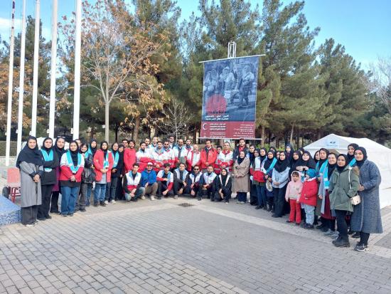 کسب مقام دوم کشوری توسط کانون دانشجویی هلال‌احمر دانشگاه فردوسی مشهد در جشنواره ملی «ماه تابان»