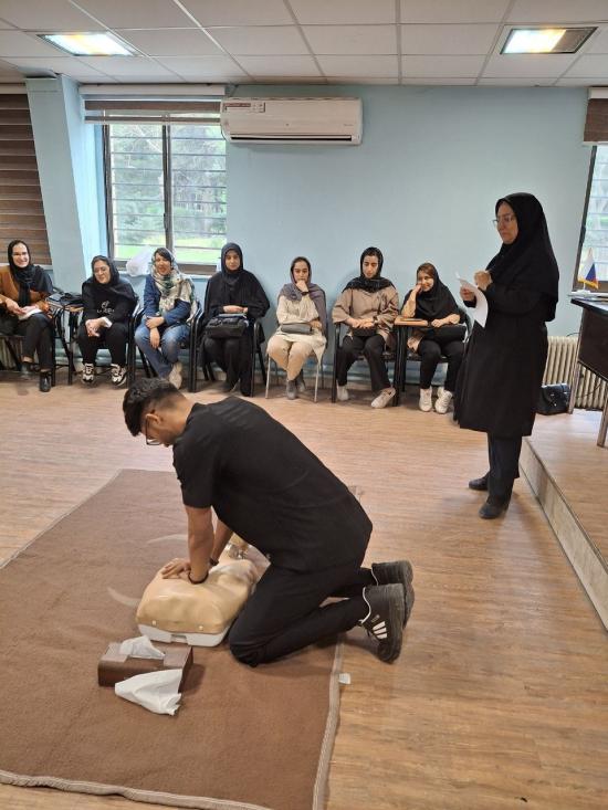برگزاری دوره آموزشی کمک های اولیه کد ۲۲ ، ۲۳ و ۲۴