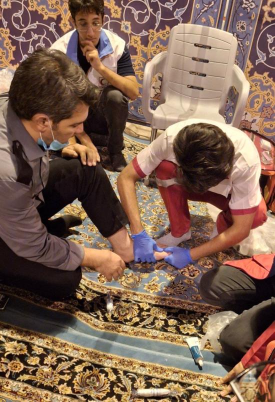  مشارکت کانون هلال احمر دانشگاه فردوسی مشهد در طرح ملی همسفران خورشید و سحاب (سفیران حمایت امدادی و بشردوستانه) جمعیت هلال احمر در حرم مطهر رضوی و پایگاه امداد رضویه