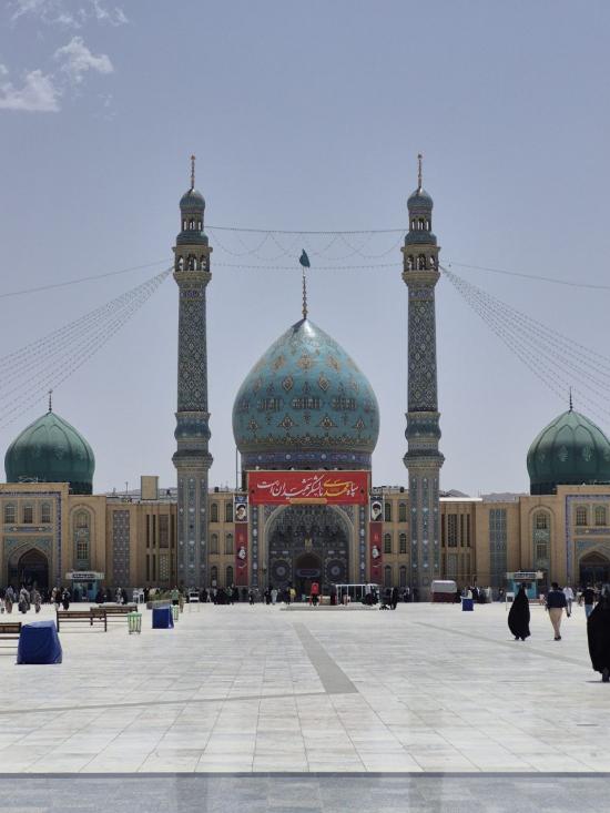 زیارت اعضای فعال انجمن اسلامی دانشجویان از مسجد جمکران